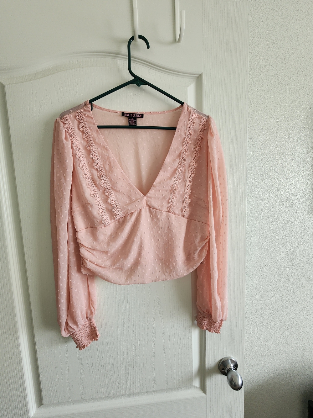 Love By Design Blush Pink V-Neck Cropped Blouse